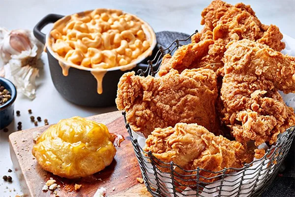 fried chicken, Mac and cheese and honey butter biscuit from Krispy crunchy 