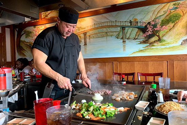 cooking hibachi at shogun 